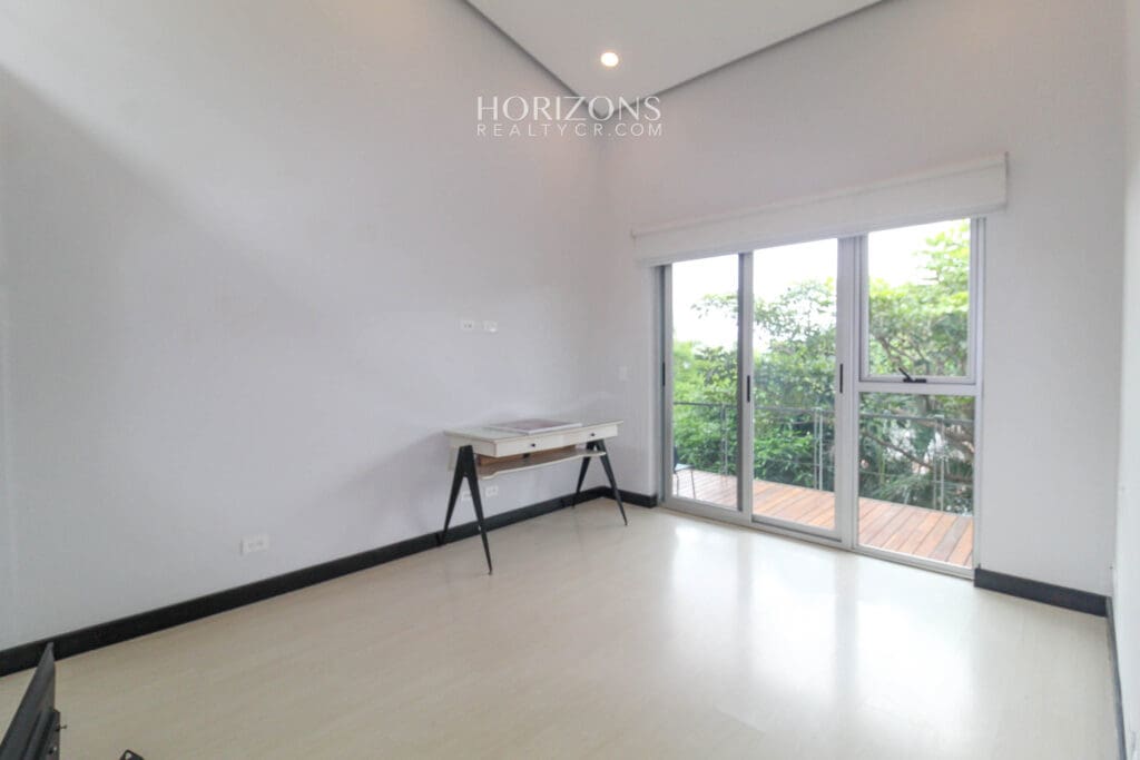 Casa Contemporánea en Eco Residencial Villa Real Elegancia y Lujo en Armonía con la Naturaleza nja1173