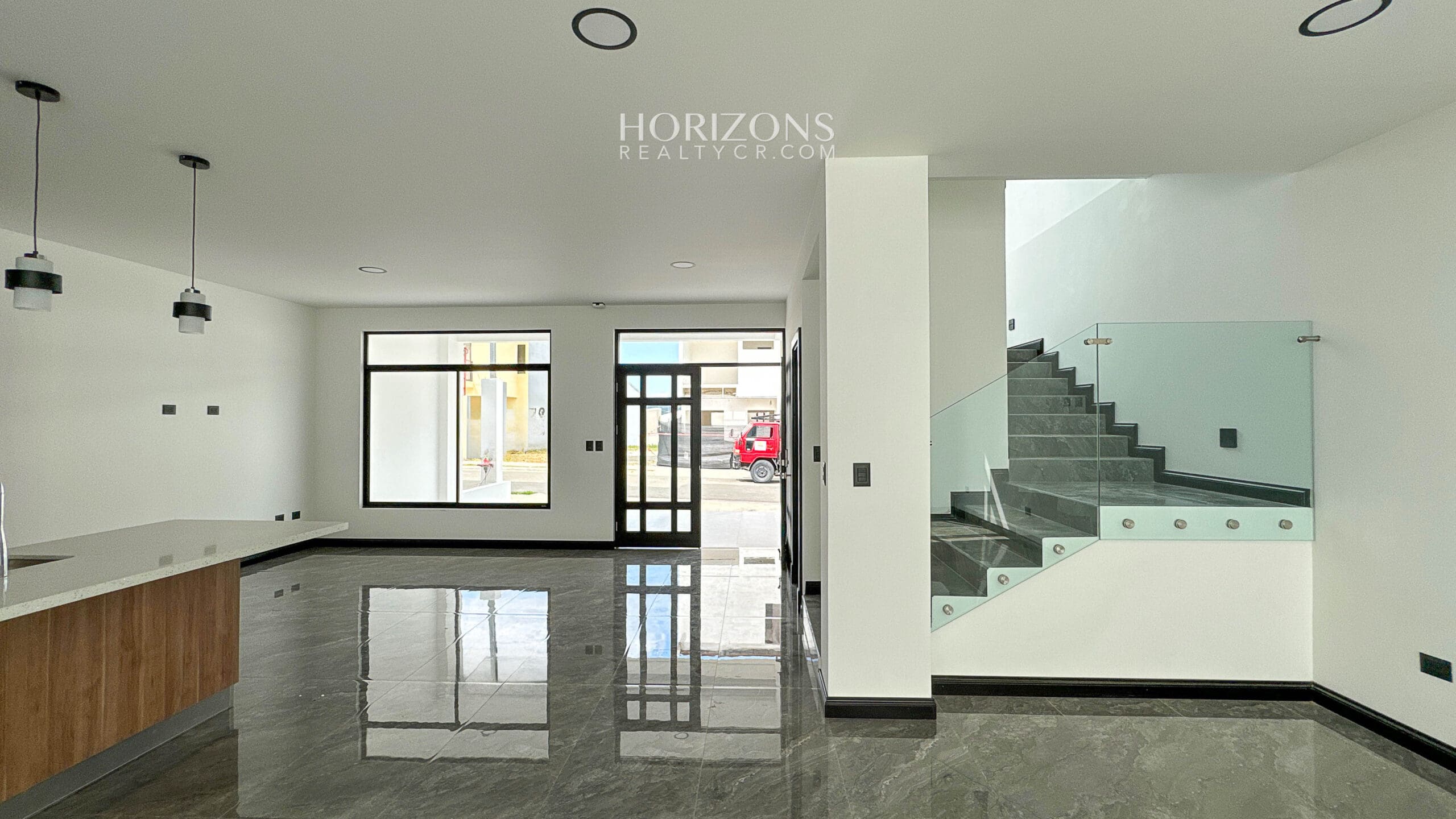 Estrene Moderna Casa en Venta Con 3 Habitaciones Amplias en Condominio Distrito San Juan nja1179