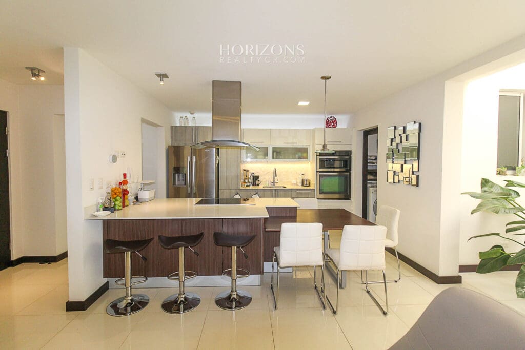 Casa Contemporánea Independiente 2 Habitaciones Acabados de Lujo Cerca de Ciudad del Este Curridabat Nja1181