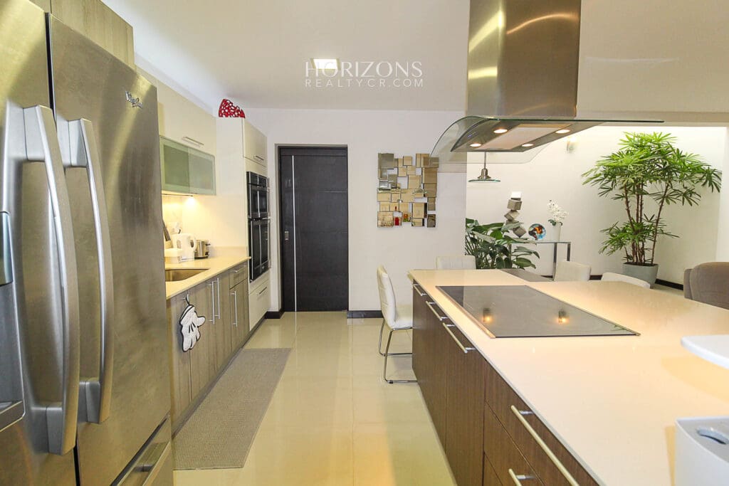 Casa Contemporánea Independiente 2 Habitaciones Acabados de Lujo Cerca de Ciudad del Este Curridabat Nja1181