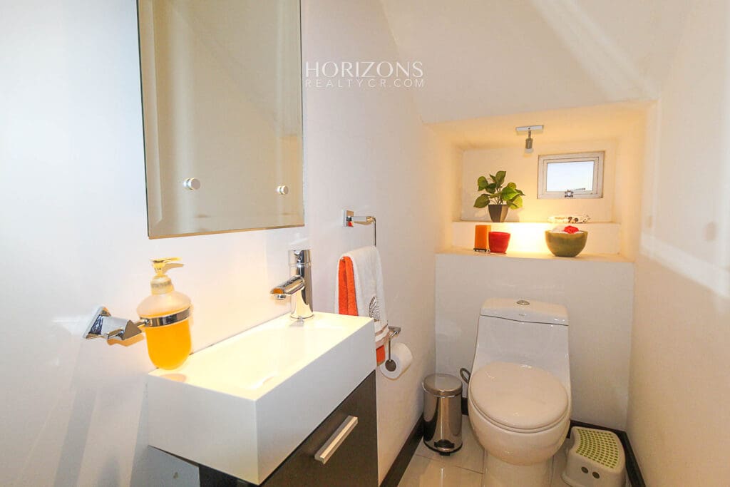Casa Contemporánea Independiente 2 Habitaciones Acabados de Lujo Cerca de Ciudad del Este Curridabat Nja1181