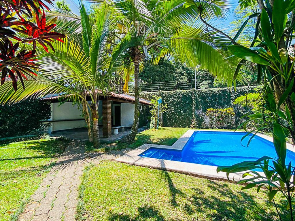 Casa en Condomio Kandor en Venta o Alquiler en la Uruca 2 Habitaciones Amplias nja1185