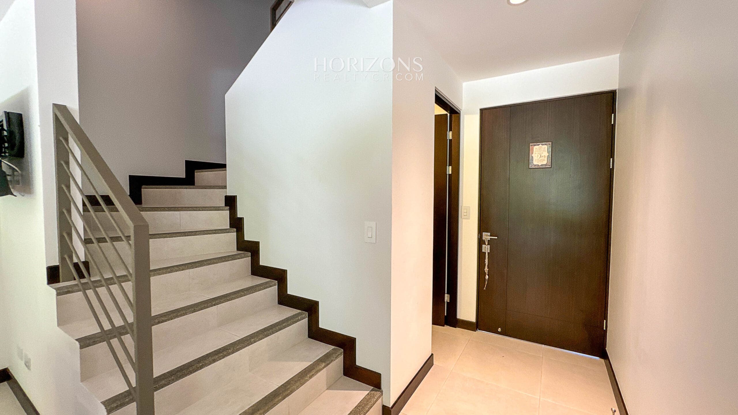 Moderna Casa Familiar en Condominio con Exclusivas Amenidades Condominio la Estefana Sabanilla nja1186
