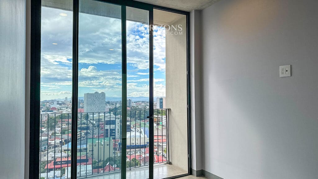 URBN Barrio Escalante: Apartamento en Piso 15 con Vistas Panorámicas y Amenidades de Lujo en Venta nja1194