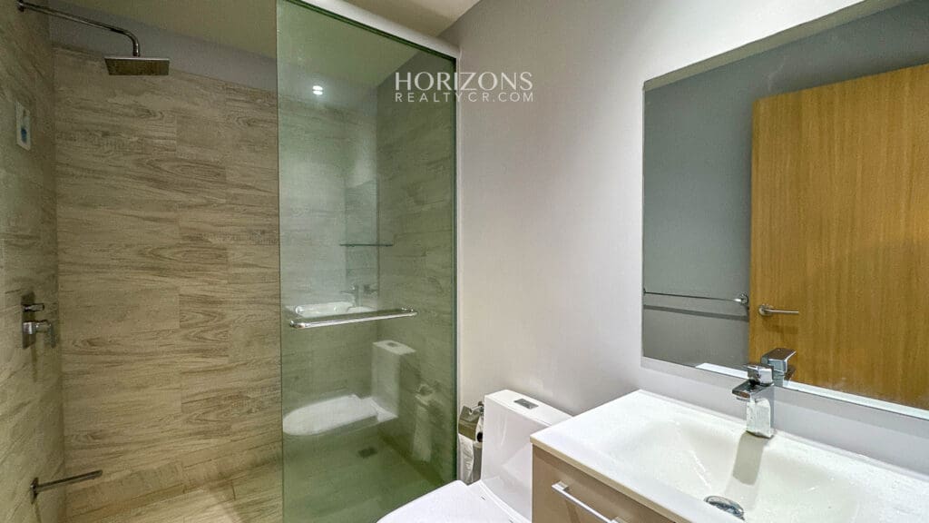 URBN Barrio Escalante: Apartamento en Piso 15 con Vistas Panorámicas y Amenidades de Lujo en Venta nja1194
