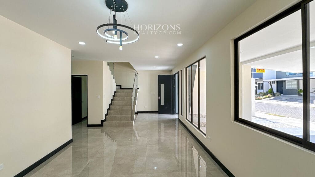 Amplia Casa Nueva en Condominio Distrito San Juan 249m2 nja1202