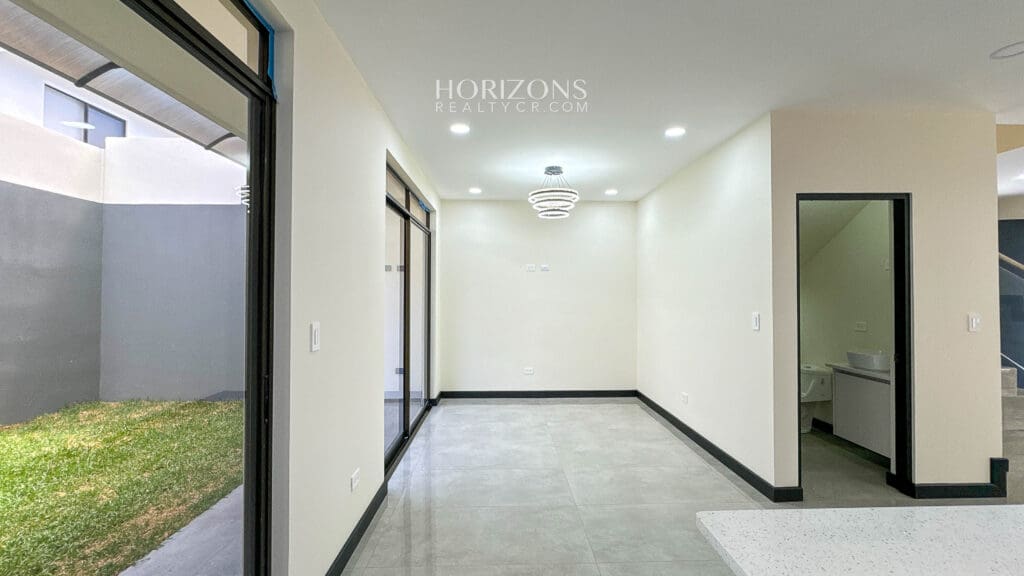 Amplia Casa Nueva en Condominio Distrito San Juan 249m2 nja1202
