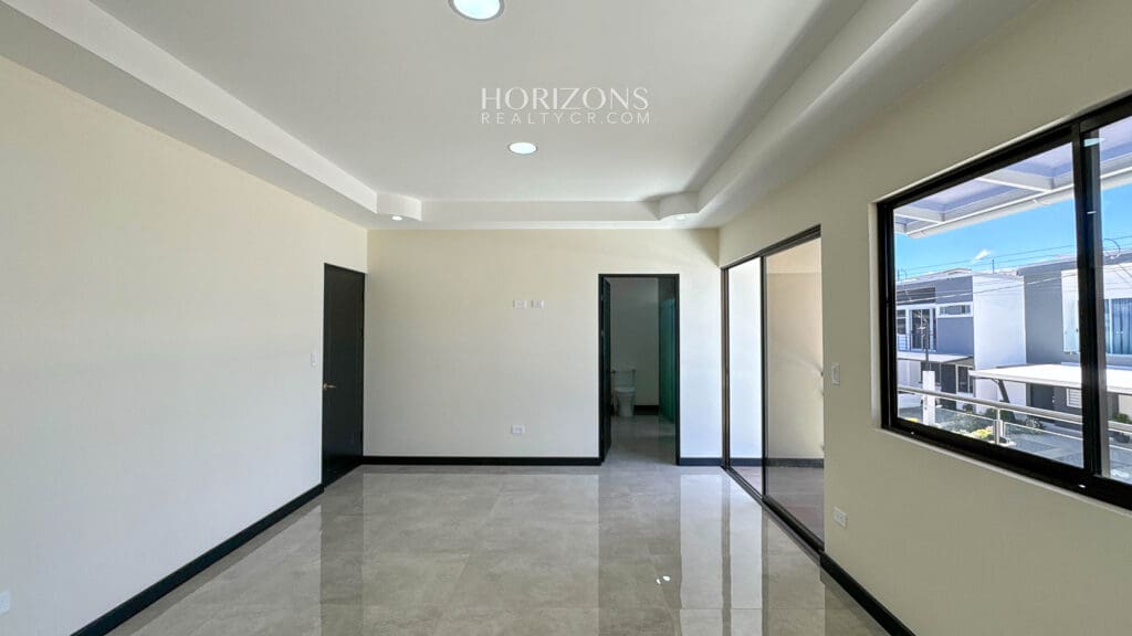 Amplia Casa Nueva en Condominio Distrito San Juan 249m2 nja1202