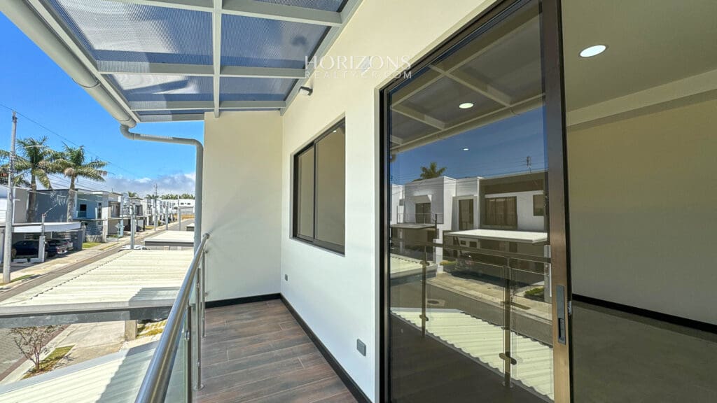 Amplia Casa Nueva en Condominio Distrito San Juan 249m2 nja1202