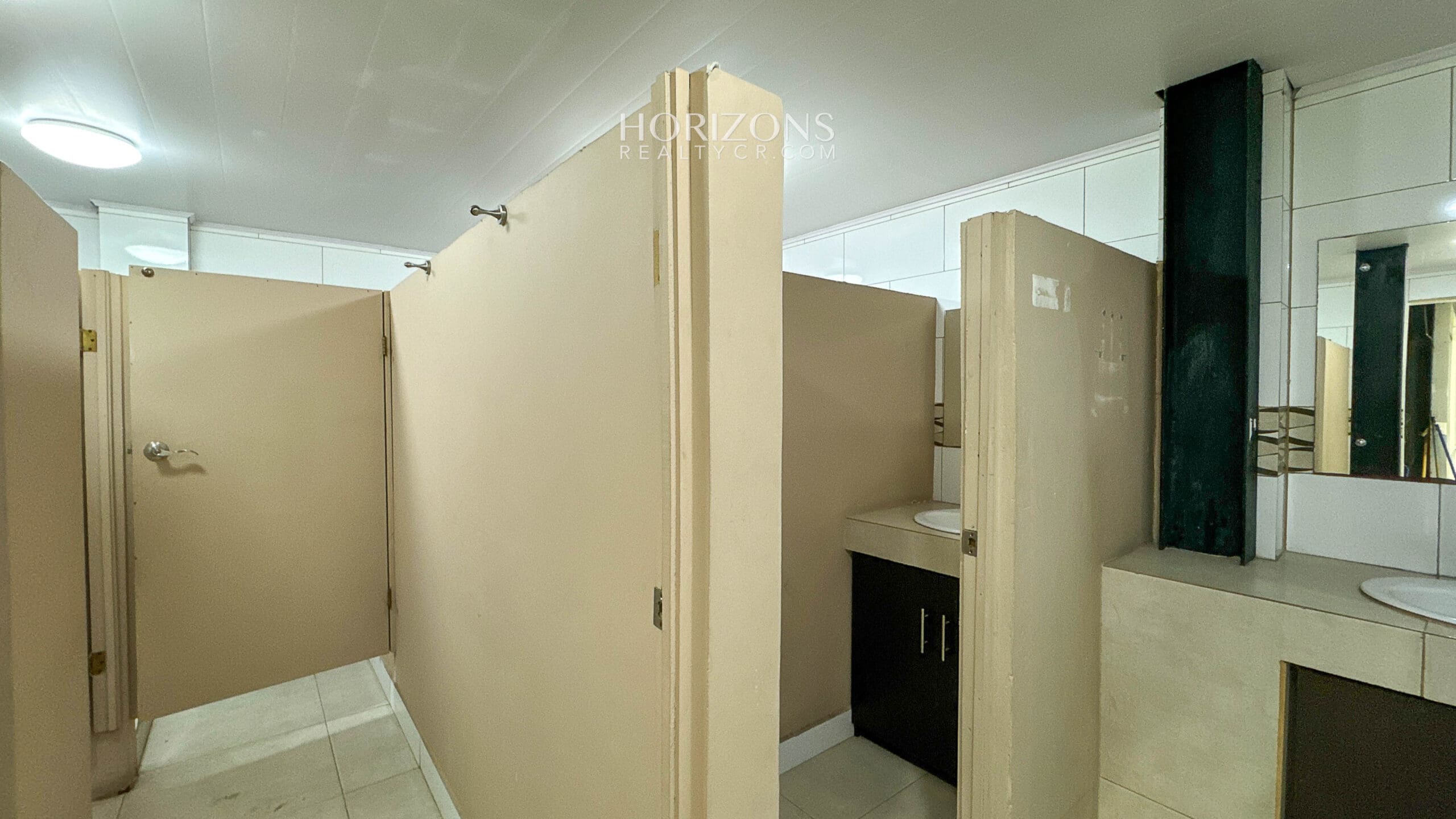 SE VENDE OFI BODEGA EN PAVAS 1100m2 HRC28