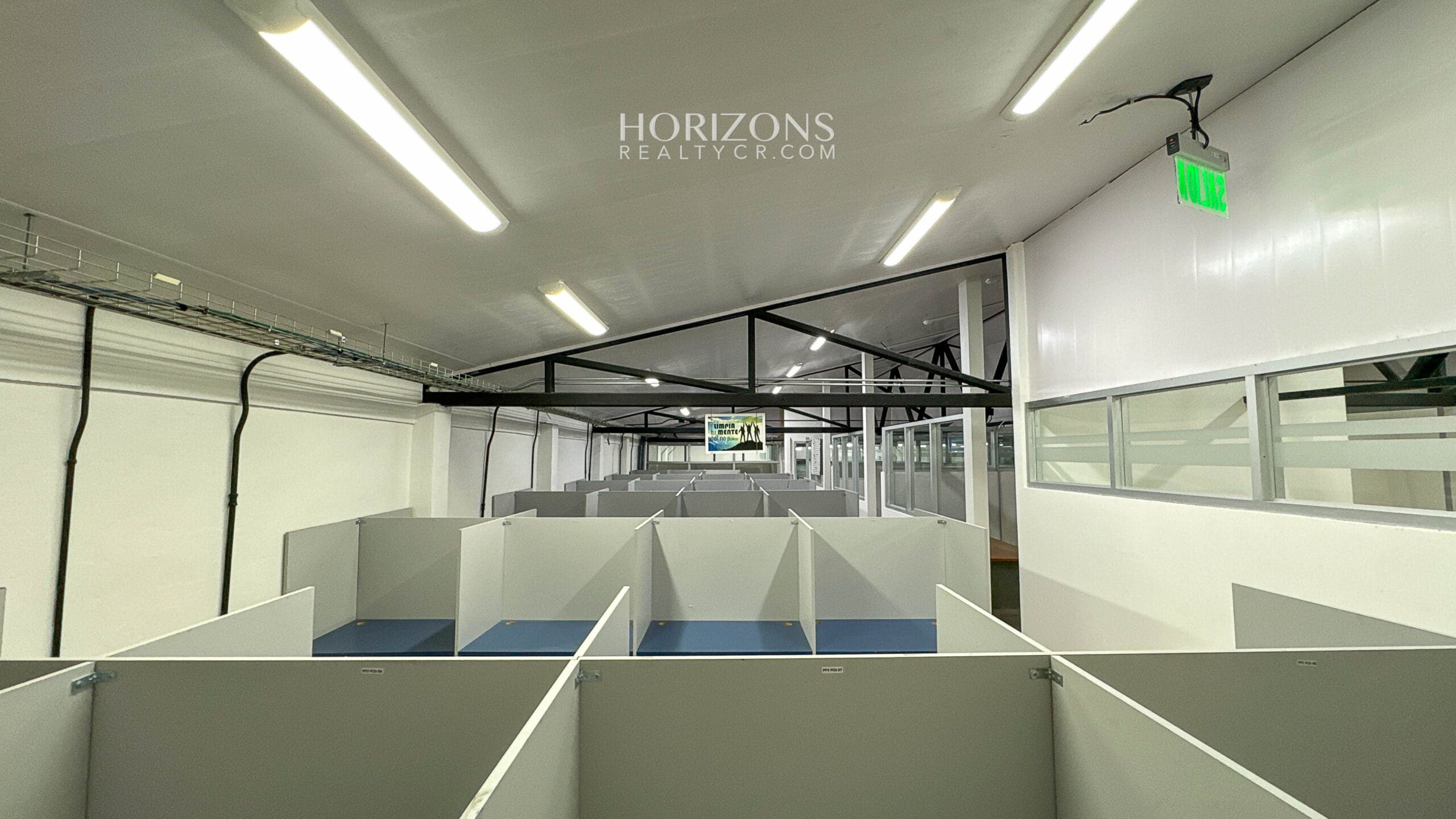 SE VENDE OFI BODEGA EN PAVAS 1100m2 HRC28