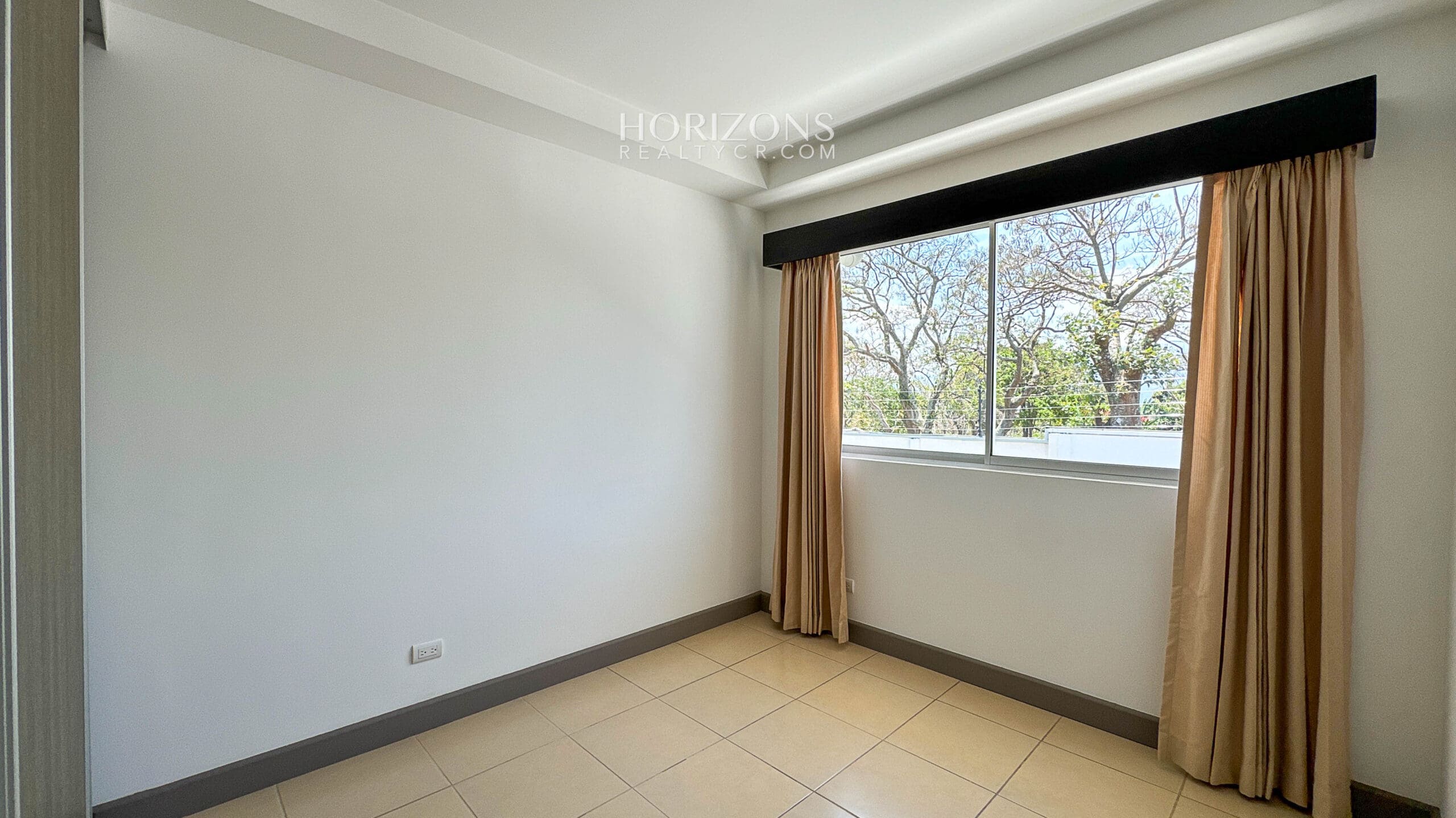 Se Alquila Casa En Condominio Ricon de Las Brisas San Pablo de Heredia 3 Habitaciones nja1208
