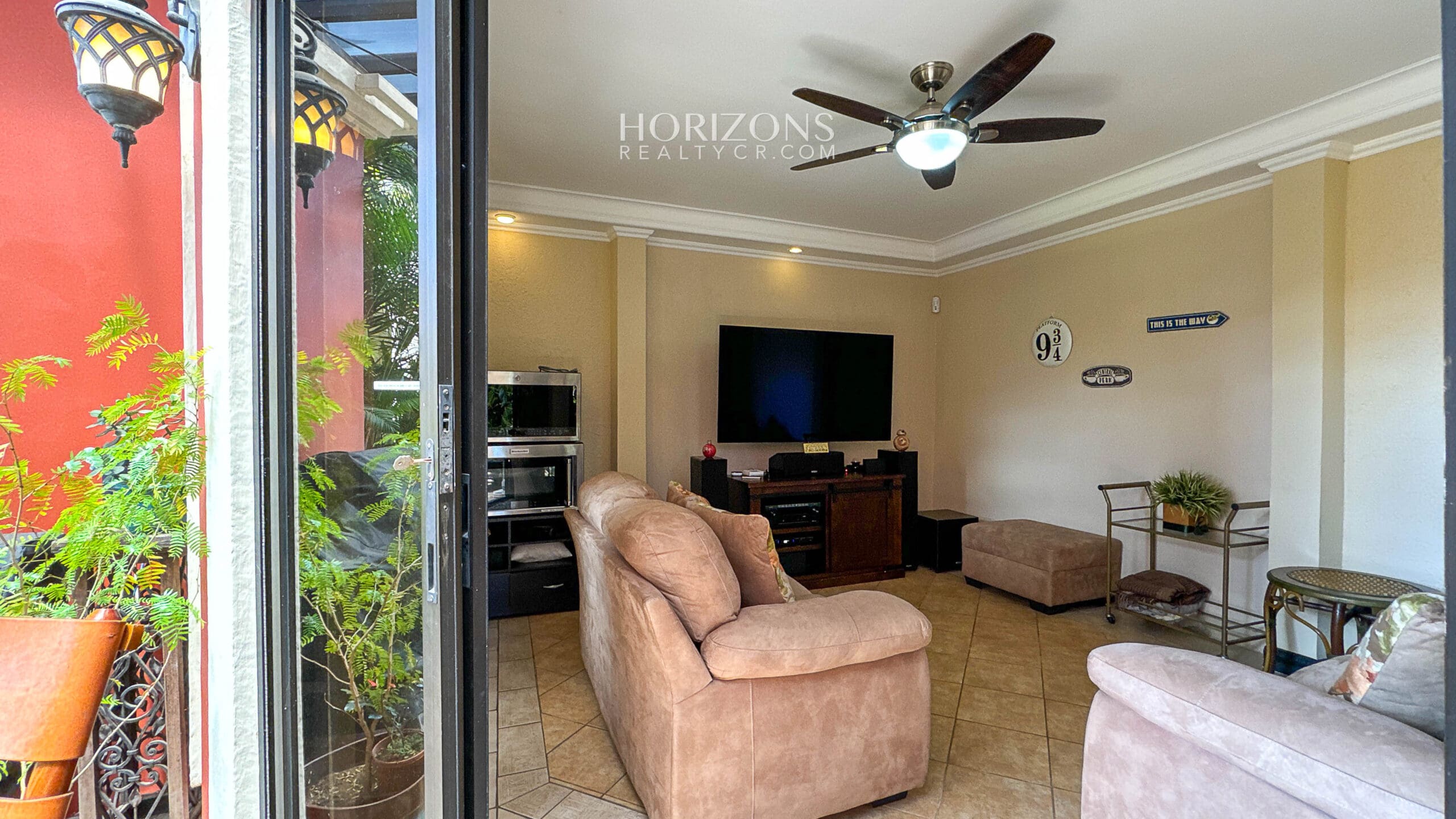 Casa en Venta en Residencial en Guayabos, Curridabat – 5 Habitaciones (1 en Primer Nivel), 466 m² NJA1213