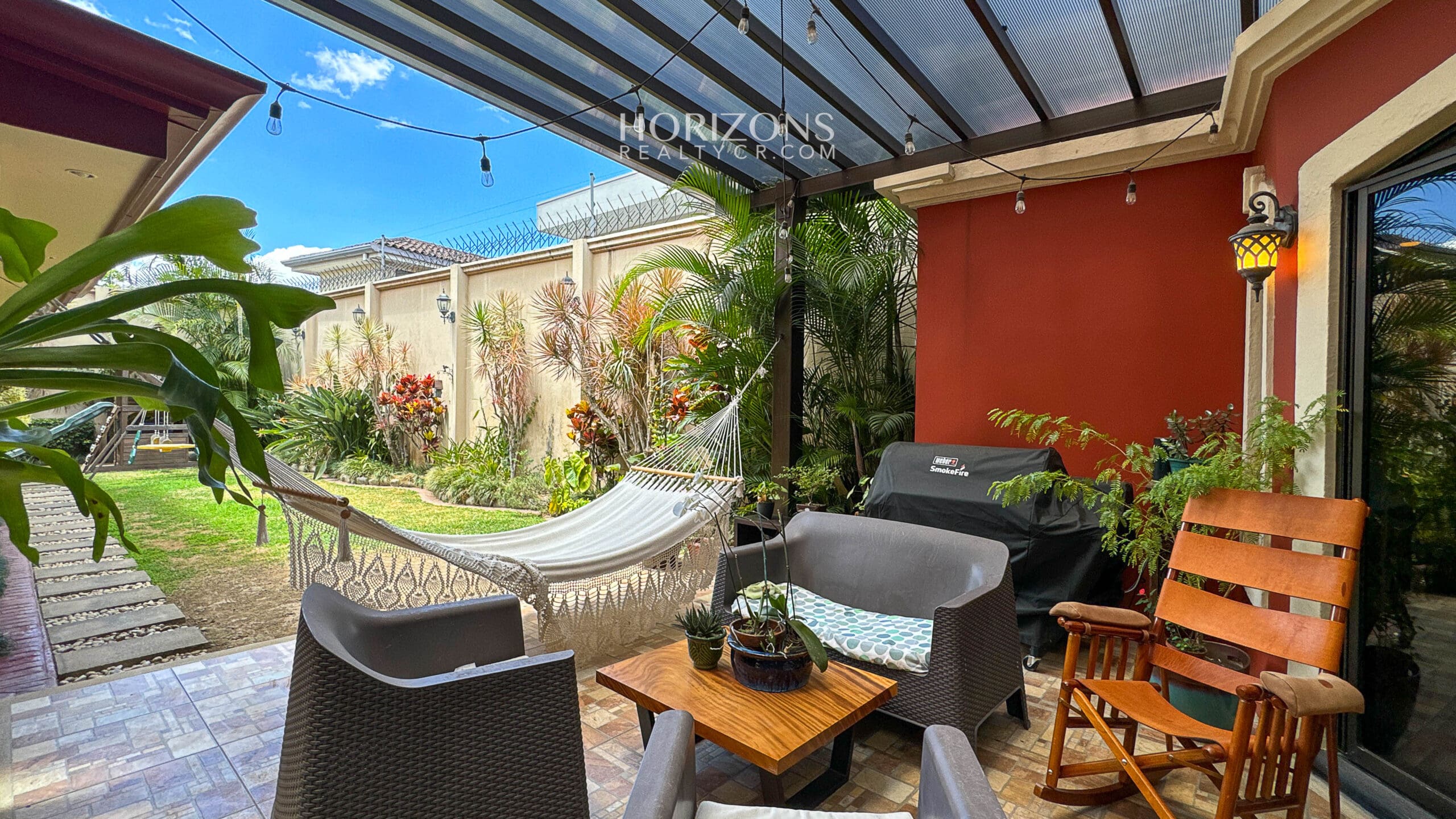 Casa en Venta en Residencial en Guayabos, Curridabat – 5 Habitaciones (1 en Primer Nivel), 466 m² NJA1213