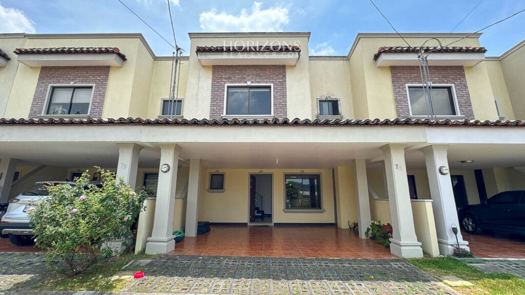 ¡En Venta! Casa En Condominio Sacramento 3 Habitaciones Hermosa Vista Nja1220