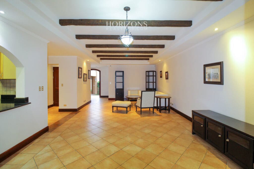 Se Alquila Casa en San Pedro 4 Habitaciones Amplia en Condominio nja772