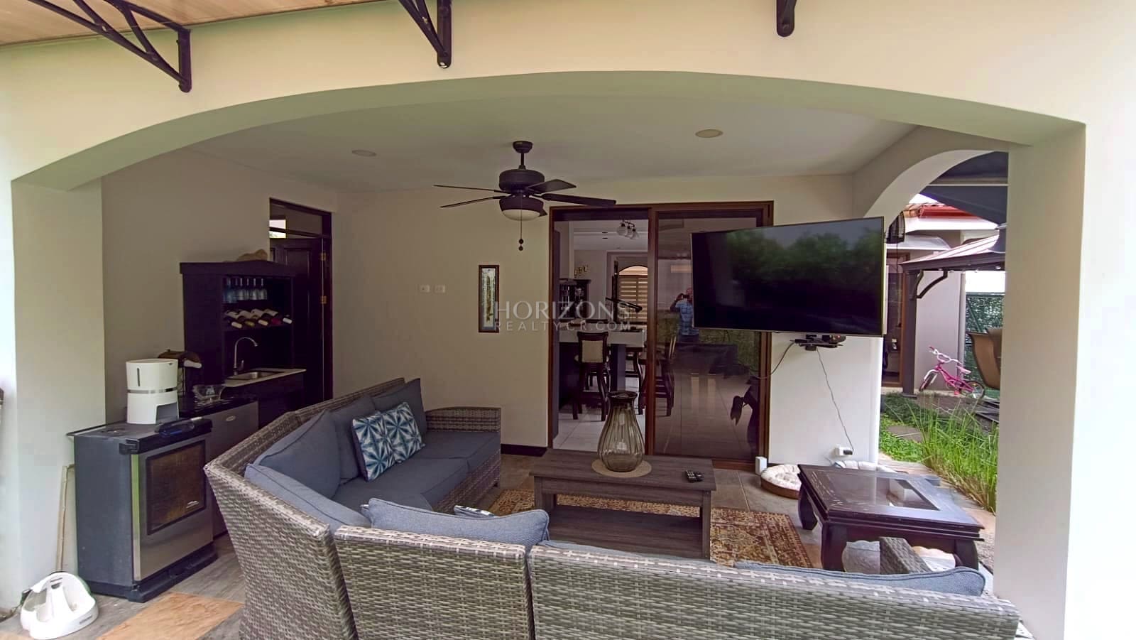 Venta Casa en Condominio Francosta Barreal Heredia 3 Habitaciones y Piscina NJR71