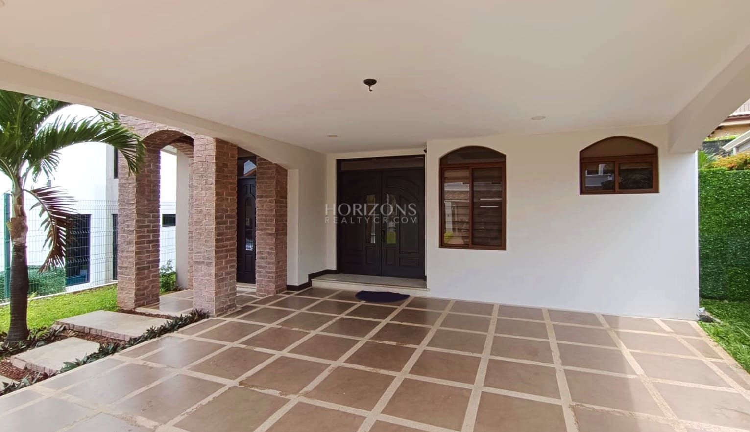Venta Casa en Condominio Francosta Barreal Heredia 3 Habitaciones y Piscina NJR71