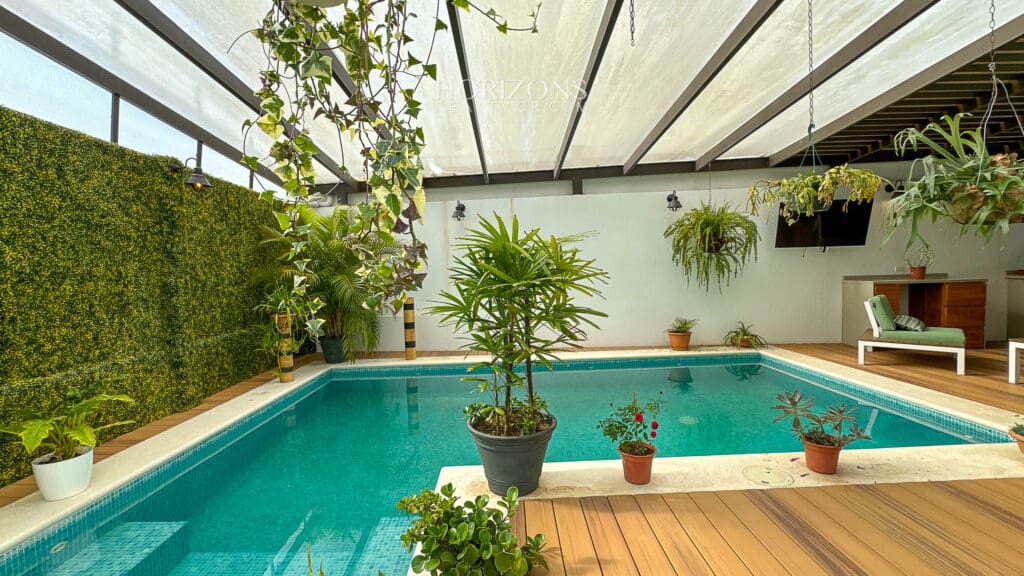 Casa contemporánea en venta Condominio Rialto San Pedro / Sabanilla nja1222