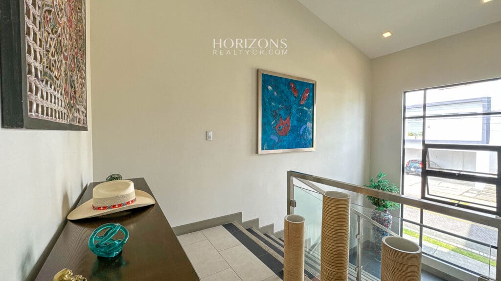 Casa contemporánea en venta Condominio Rialto San Pedro / Sabanilla nja1222