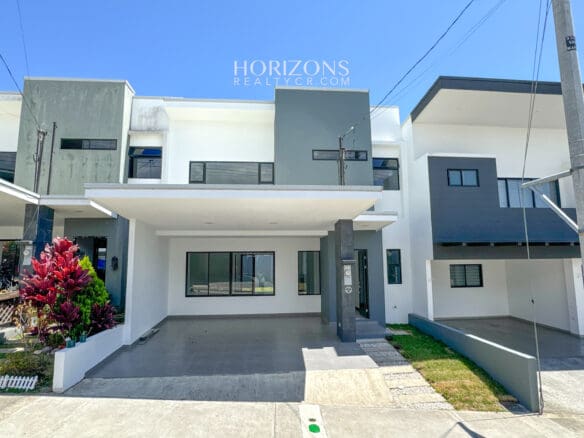 Casa En Venta En Condomino Terralta Moderna 3 Habitaciones Nja1223