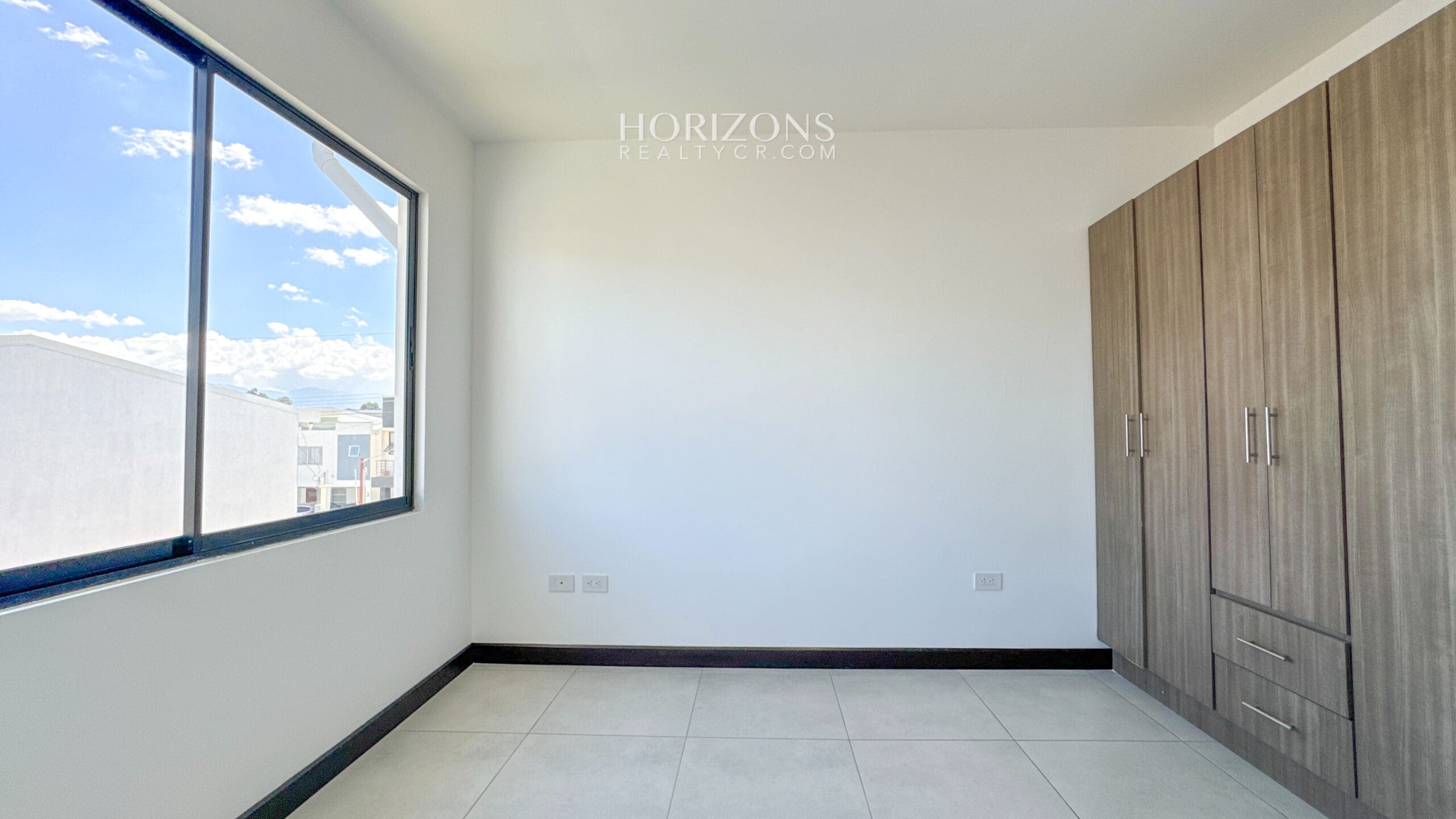 Casa en venta en Condomino Terralta Moderna 3 habitaciones nja1223