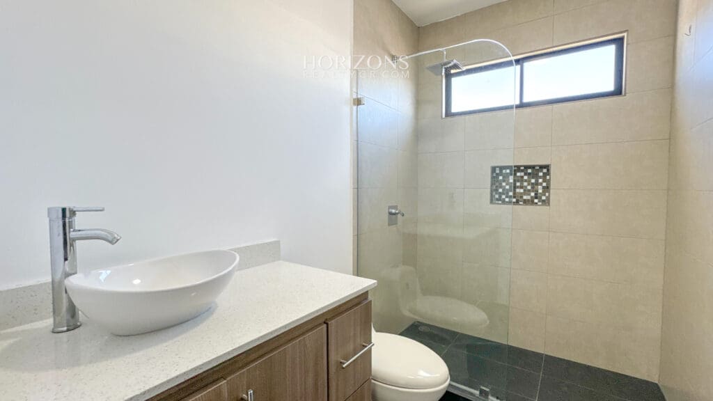 Casa en venta en Condomino Terralta Moderna 3 habitaciones nja1223