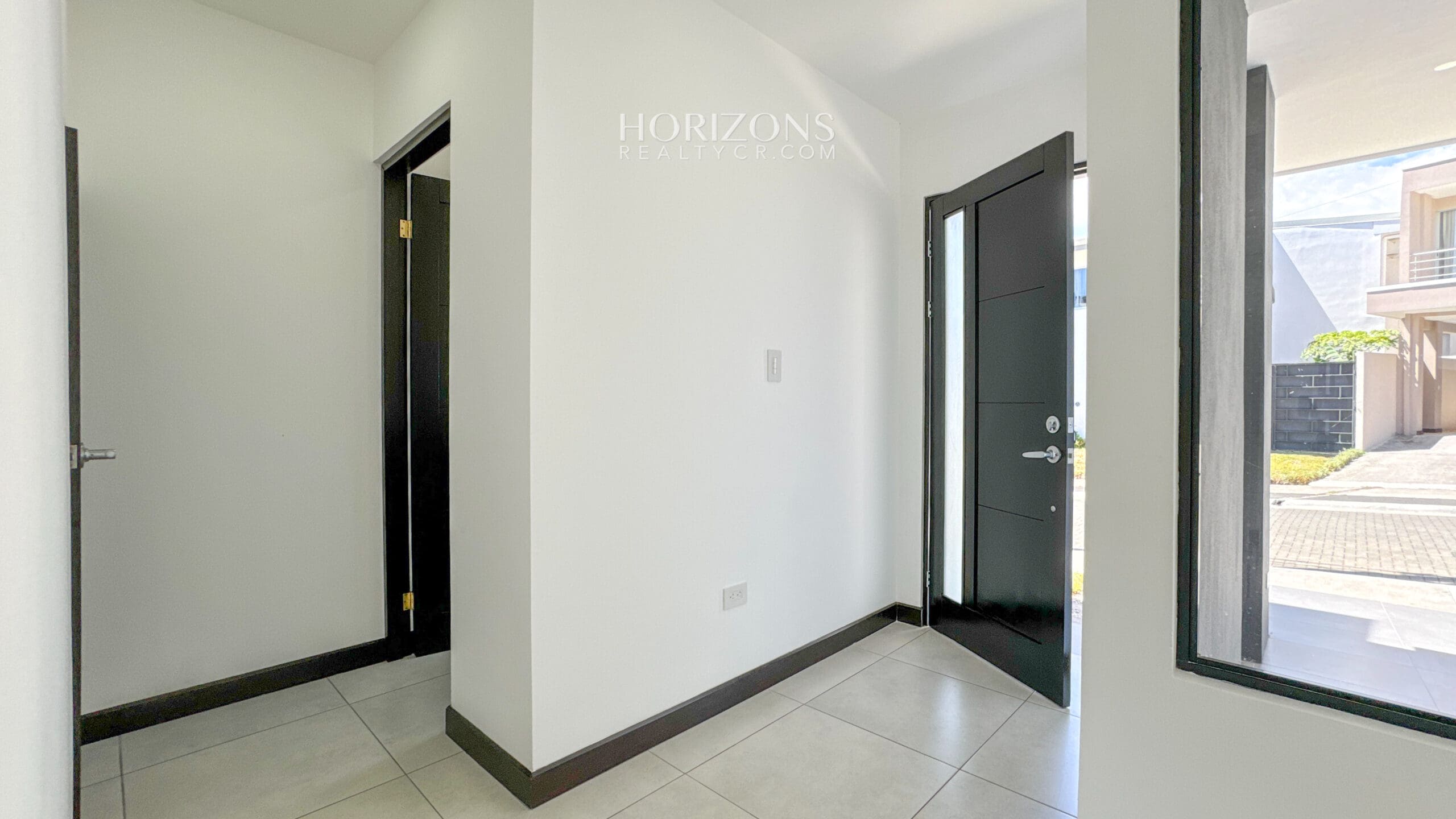 Casa en venta en Condomino Terralta Moderna 3 habitaciones nja1223