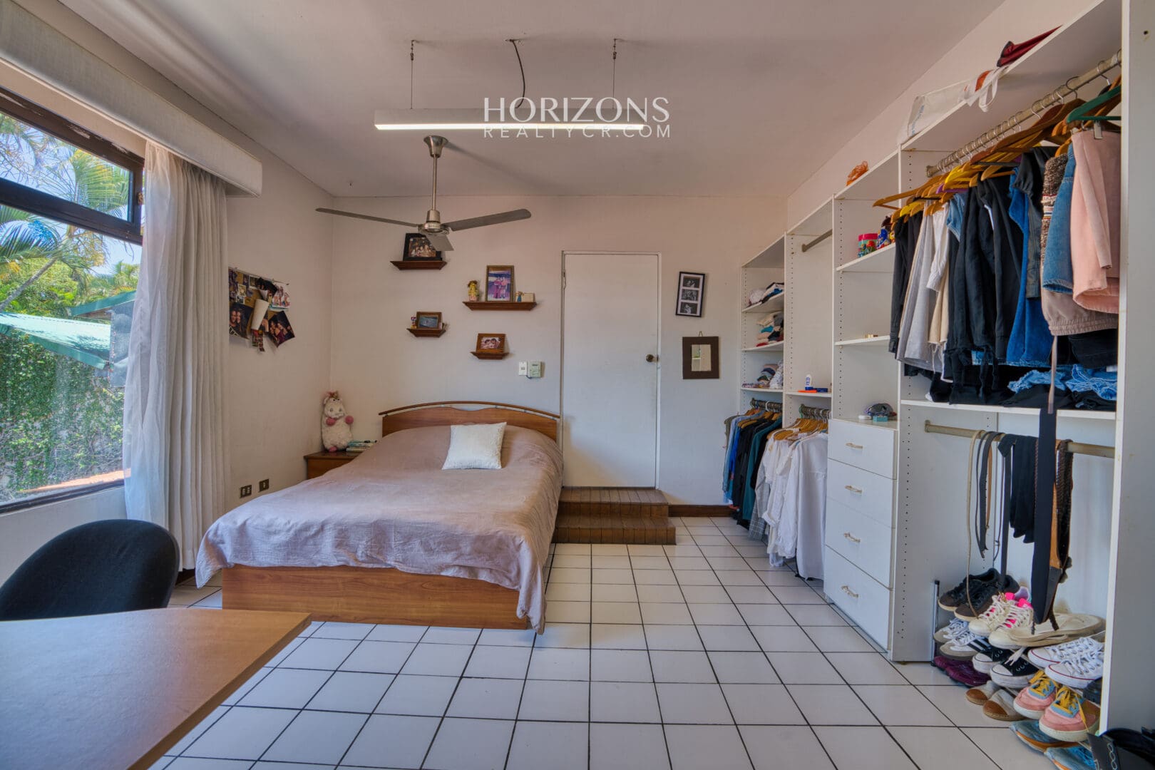 ¡En venta! Amplia Casa con Apartamento Independiente en Pinares Curridabat nja1227