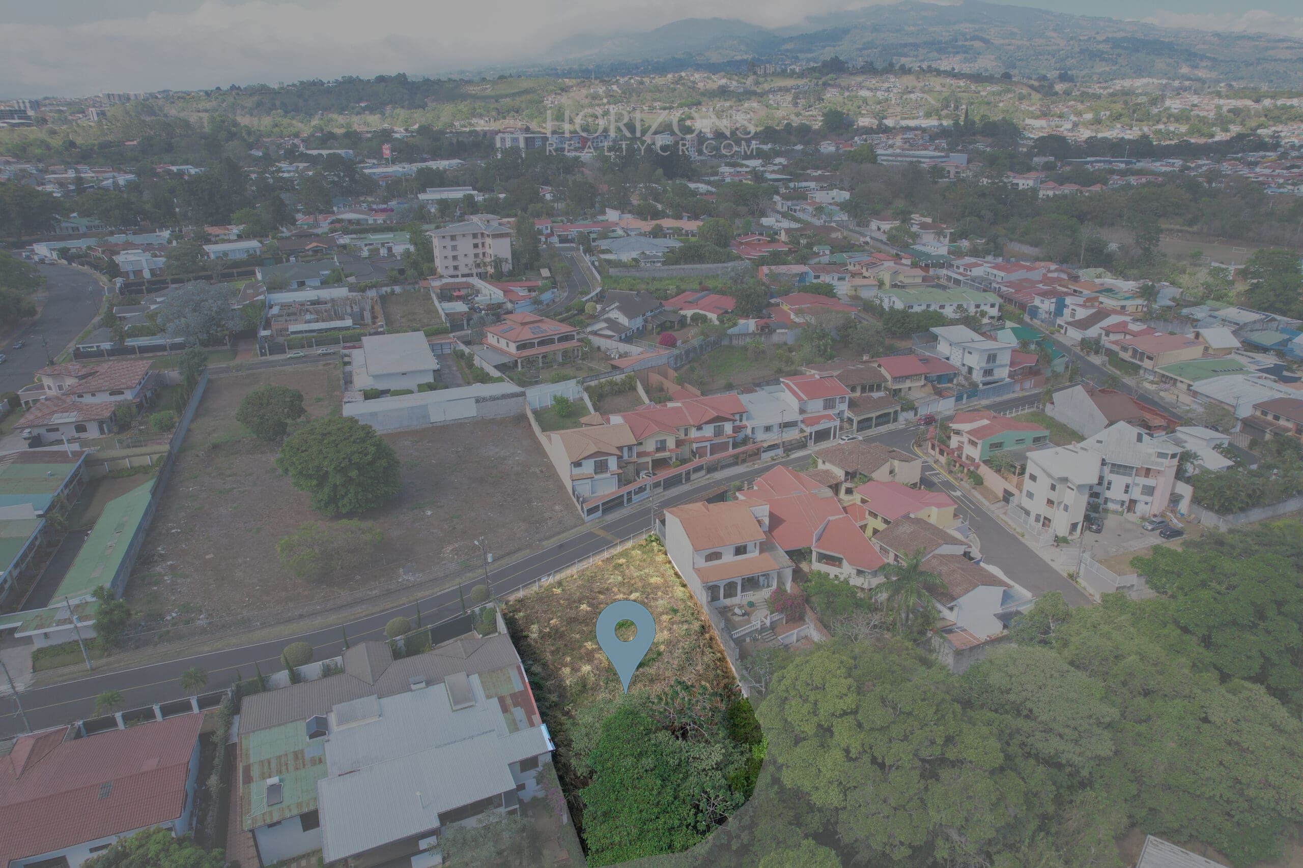 Lote 1211m2 Independiente en Ayarco Curridabat 30m de Frente nja1232