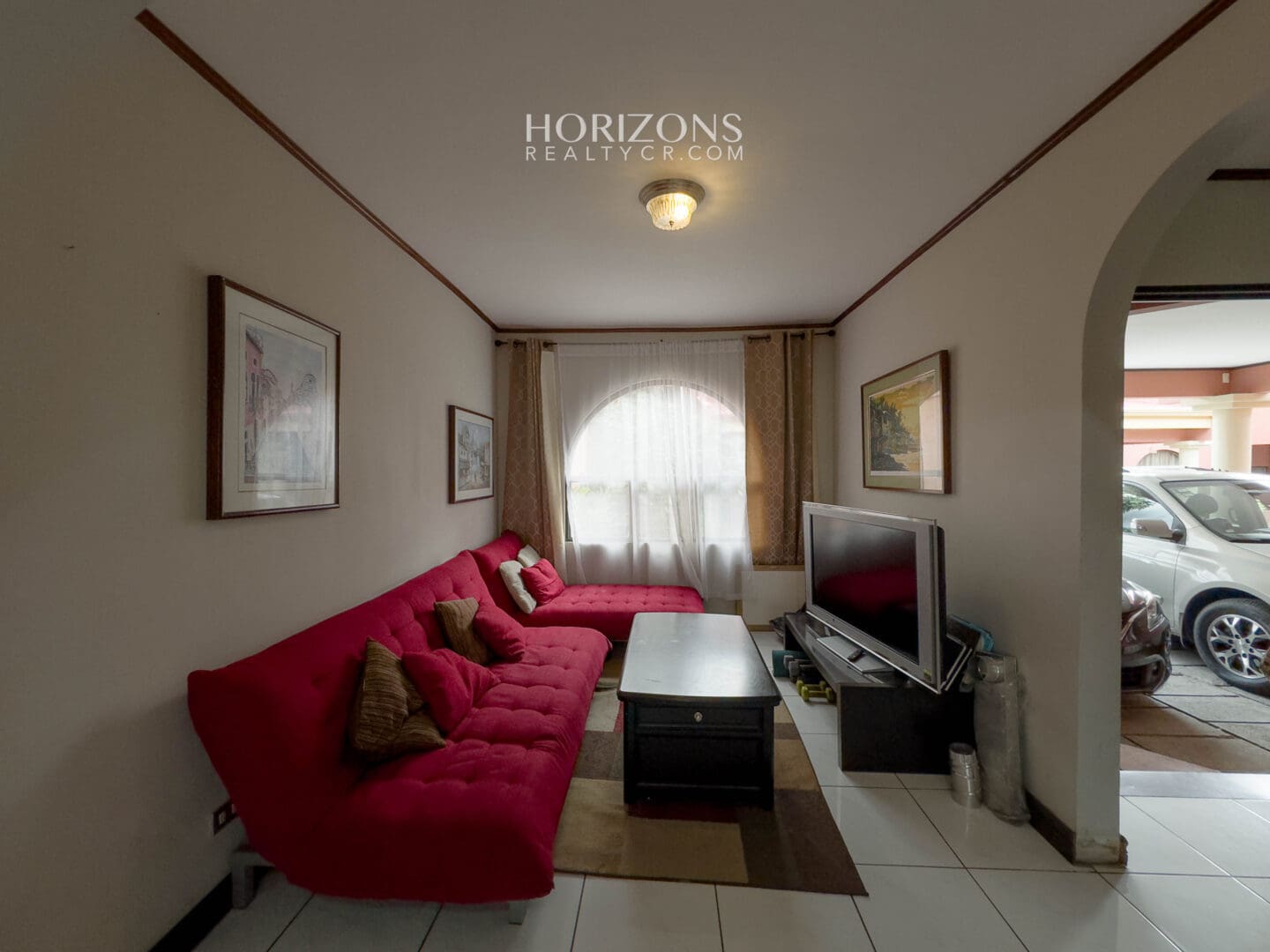 Se Vende Casa en Condominio San Pedro a 1km de la UCR 3 Parqueos nja1198