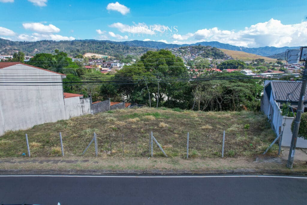 Lote 1211M2 Independiente En Ayarco Curridabat 30M De Frente Nja1232