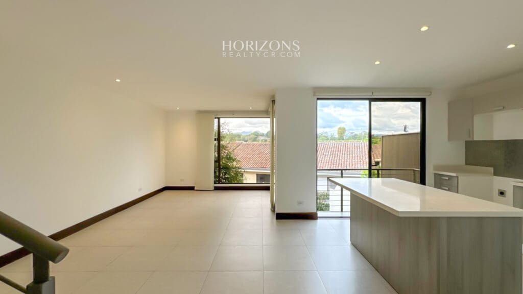 Casa M. GRANDE En Condominio la Estefana 227m2 Sabanilla Amplio Patio nja1233