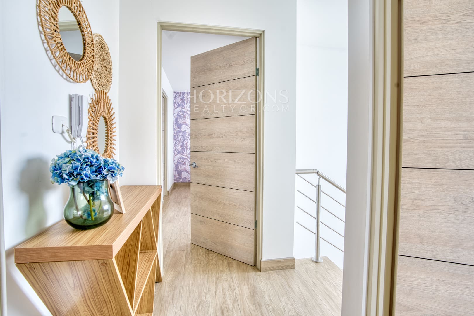 Venta de Casa Moderna en Sabanilla Excelente Ubicación y Acabados Para Estrenar nja1240