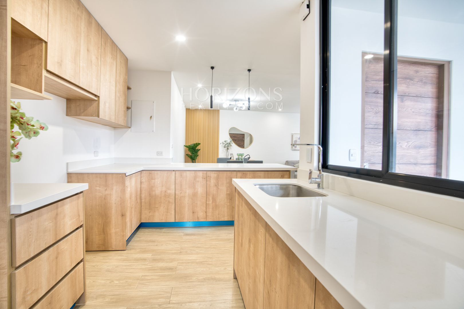 Venta de Casa Moderna en Sabanilla Excelente Ubicación y Acabados Para Estrenar nja1240