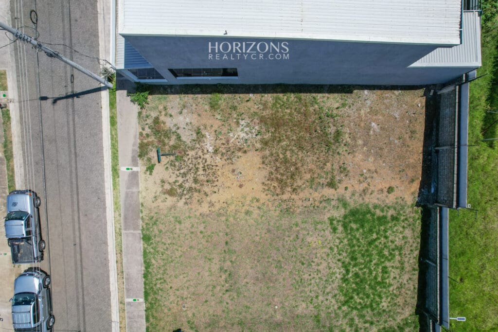 Se Vende Lote 166m2 en Condominio Terrralta nja1221