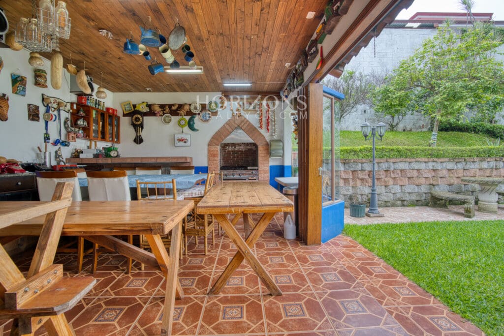 Casa con Acabados de Lujo en Residencial Sierras de La Union nja1243