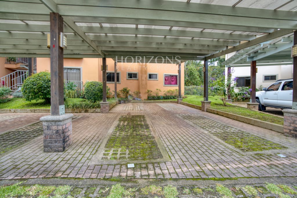 Se Vende Apartamento con Vista a la Reserva Condominio La Floresta 2 Habitaciones nja1246
