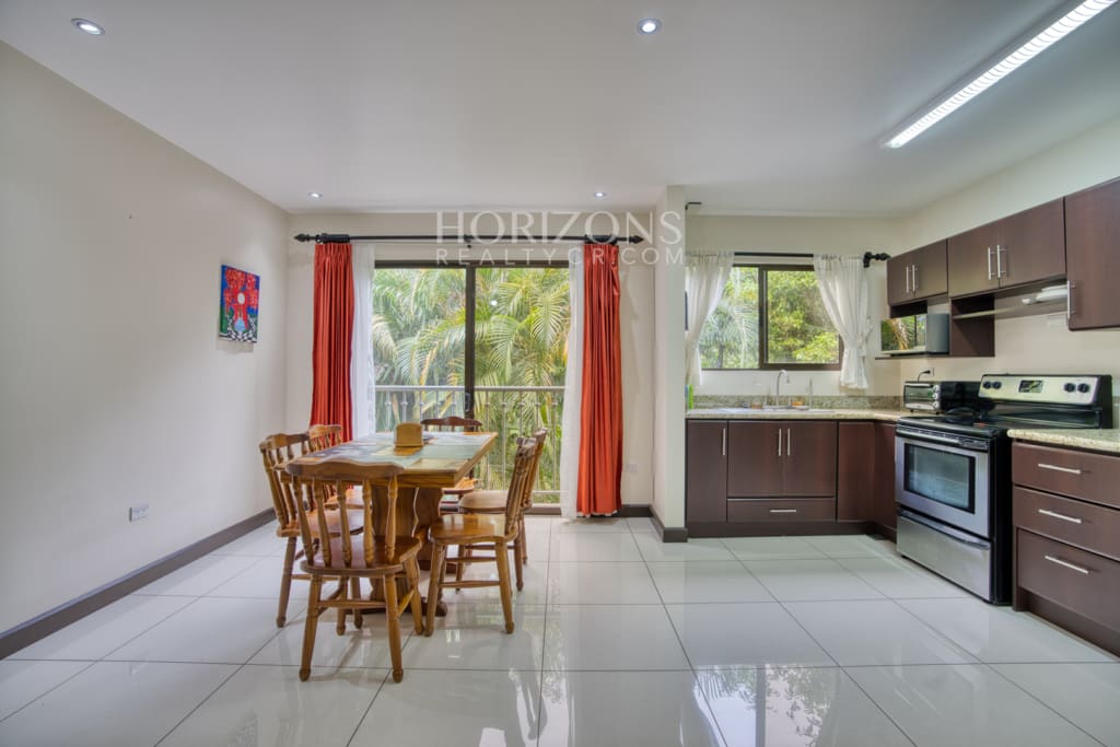 Se Vende Apartamento con Vista a la Reserva Condominio La Floresta 2 Habitaciones nja1246