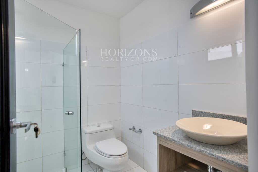Se Vende Casa Contemporánea Residencial el Molino Cartago 5 Habitaciones Terrazas con Vistas nja1250