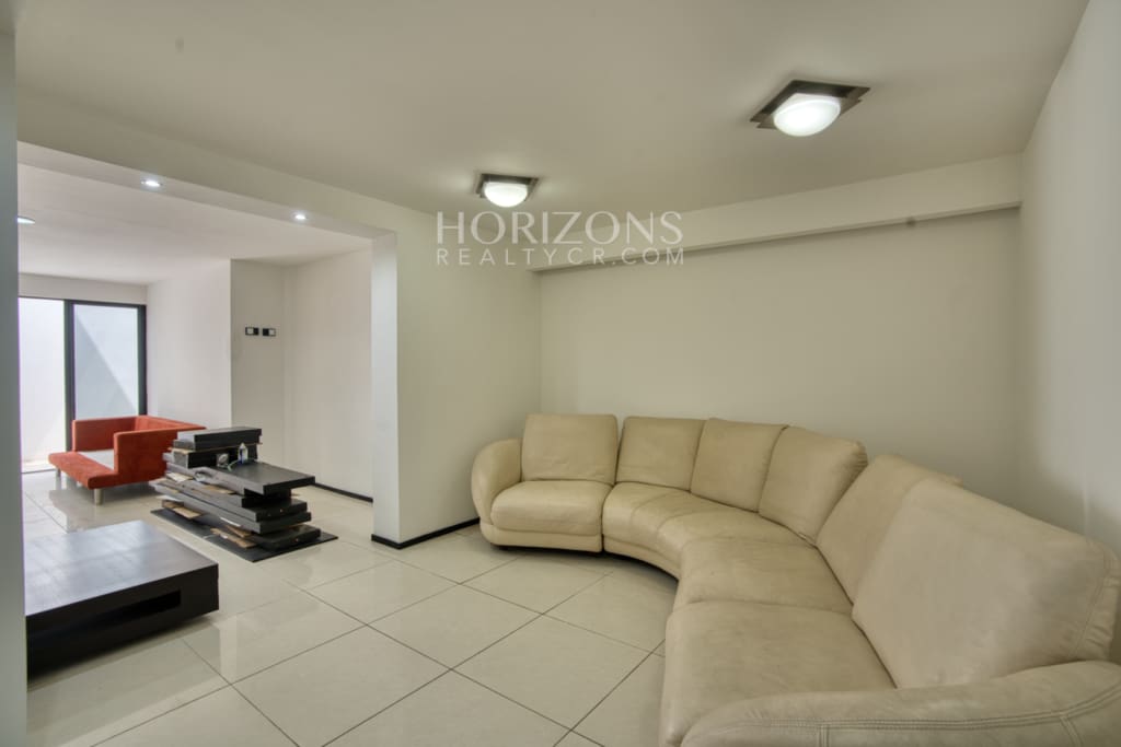 Se Vende Casa Contemporánea Residencial el Molino Cartago 5 Habitaciones Terrazas con Vistas nja1250