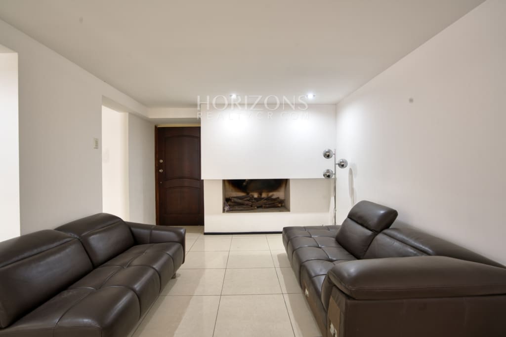 Se Vende Casa Contemporánea Residencial el Molino Cartago 5 Habitaciones Terrazas con Vistas nja1250
