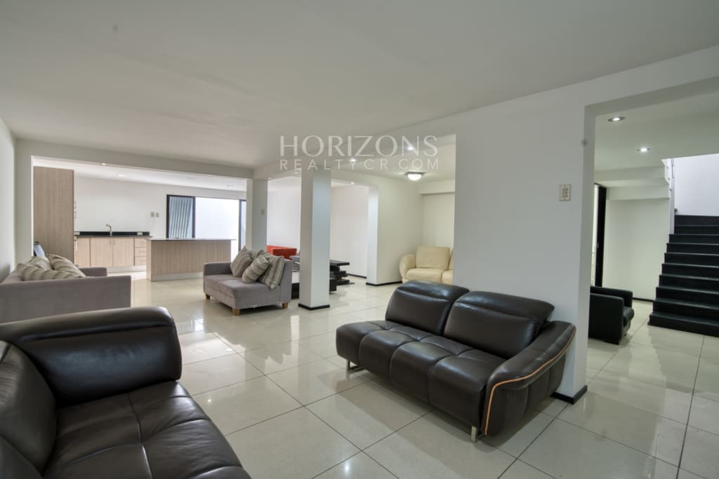 Se Vende Casa Contemporánea Residencial el Molino Cartago 5 Habitaciones Terrazas con Vistas nja1250