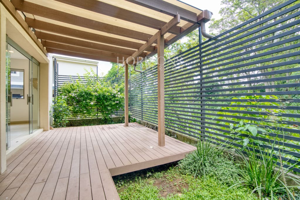 En Venta Cómoda Casa en Condominio Pinares Curridabat Vista a Reserva y Naturaleza nja1245