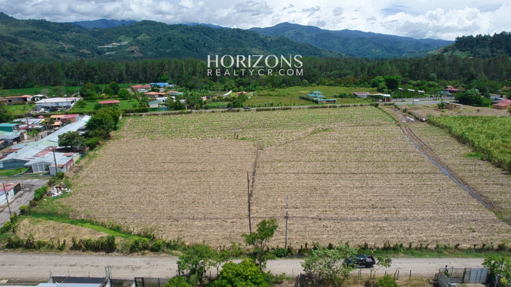 Paraíso Cartago; Inversión Unica Lote Ideal para Desarrollo Uso de Suelo Comercial – Residencial – Turístico njc07