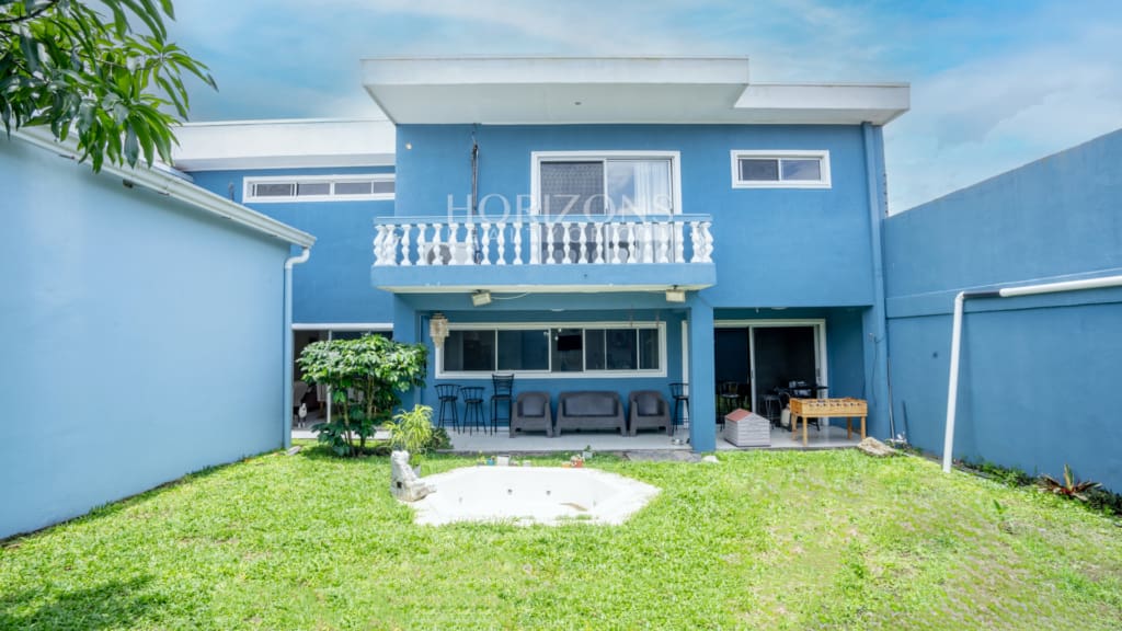 ¡Venta! Casa con Uso de Suelo Mixto en San Jose Barrio Naciones Unidas / 6 habitaciones + Patio nja1256