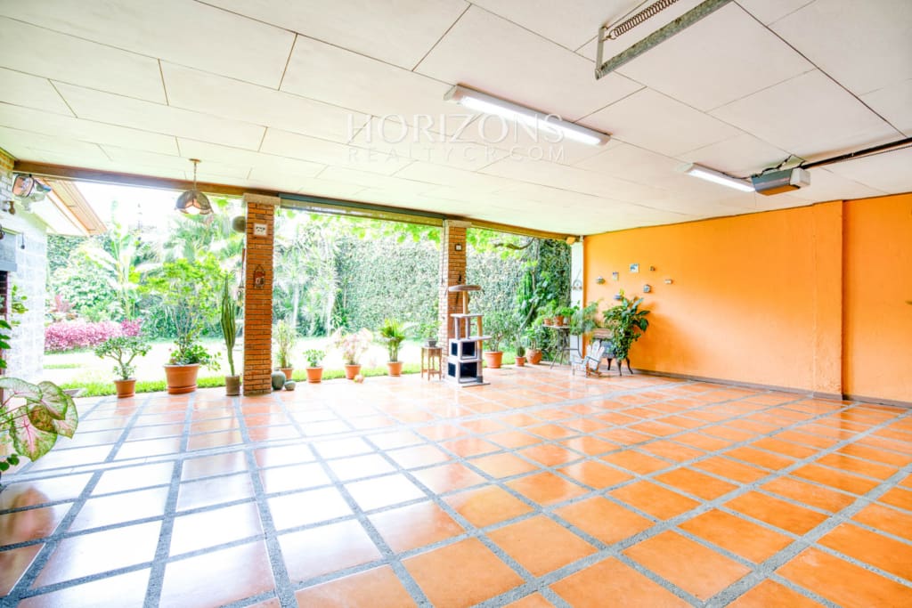 ¡Se Vende! Casa de Una Planta con Patio Residencial el Molino Cartago 4 Habitaciones 470m2 nja1257