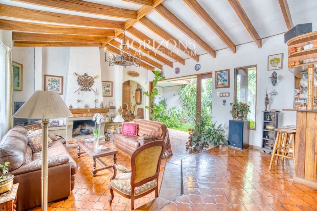 ¡Se Vende! Casa de Una Planta con Patio Residencial el Molino Cartago 4 Habitaciones 470m2 nja1257