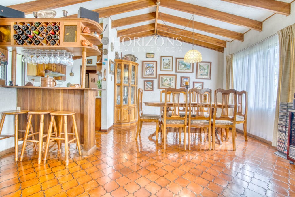 ¡Se Vende! Casa de Una Planta con Patio Residencial el Molino Cartago 4 Habitaciones 470m2 nja1257
