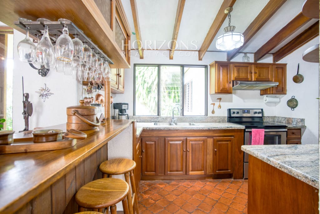 ¡Se Vende! Casa de Una Planta con Patio Residencial el Molino Cartago 4 Habitaciones 470m2 nja1257